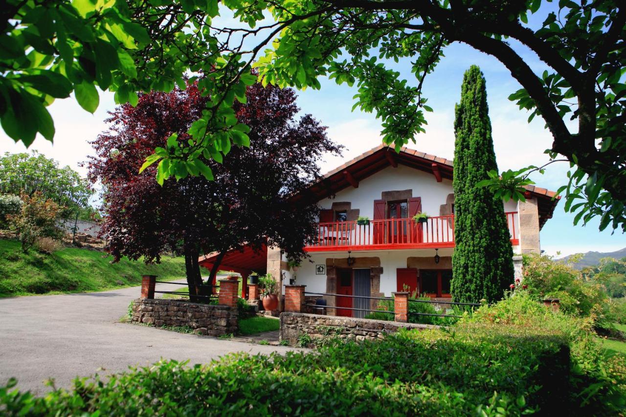 Casa Rural Malkornea Hostal Maya del Baztán Exterior foto